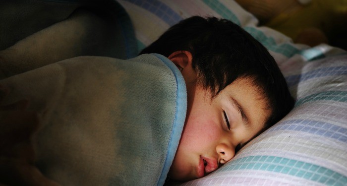 10 Helpful Yet Simple Tips To Get Your Kids To Sleep