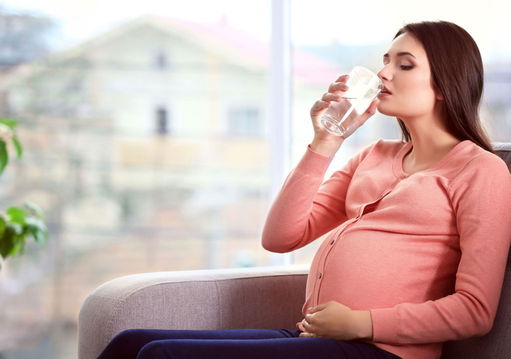 Water Helps Transport Nutrients in Pregnant Women