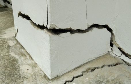 Foundation Issues Repair in Home