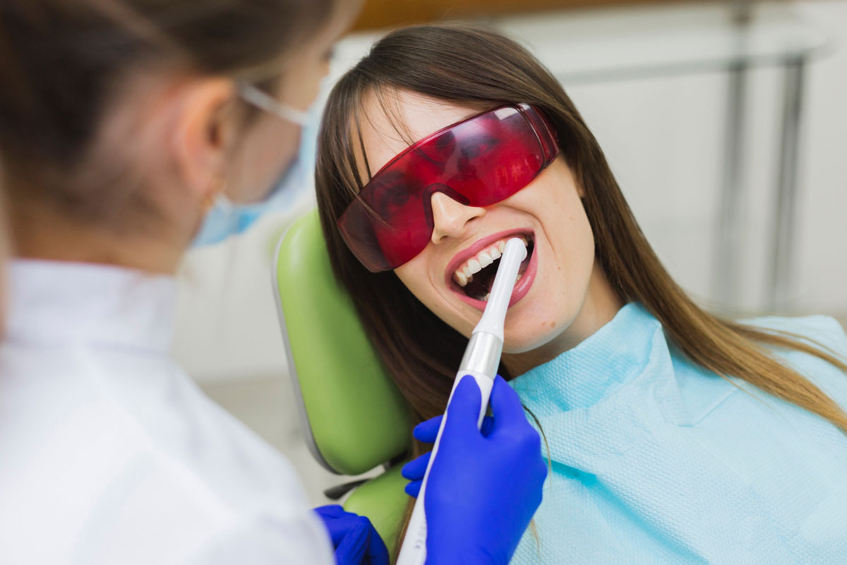 Mouth Preparation for the teeth whitening procedure