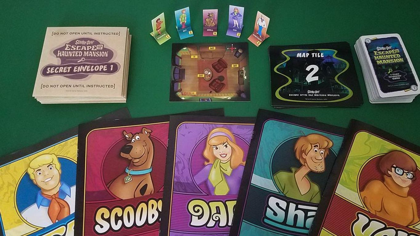 USAopoly Scooby Doo The Escape from Haunted Mansion
